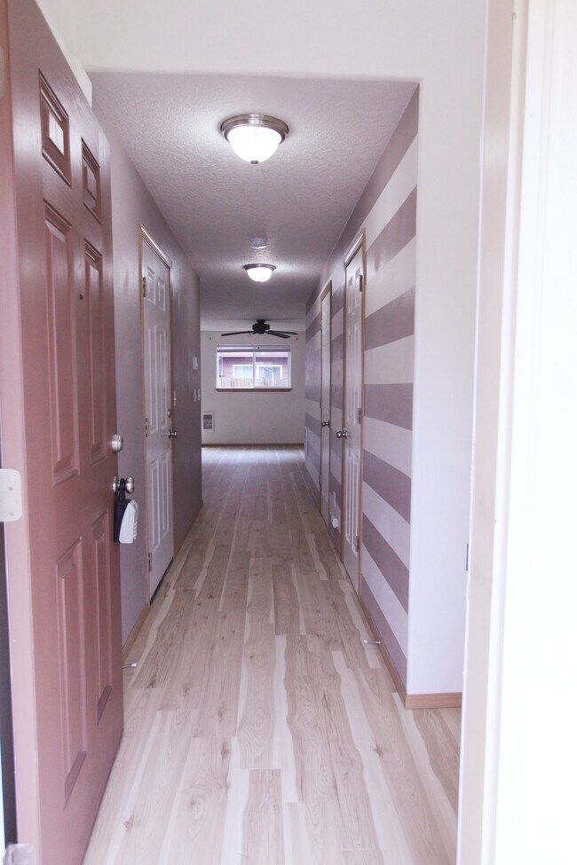 Photo - 455 Donna Dr