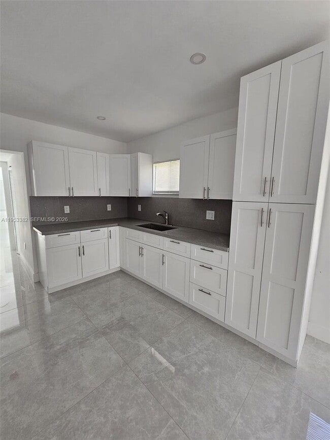 Photo - 2488 SW 6th Ct