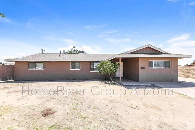 Building Photo - 4023 N 80th Dr Rental