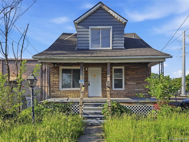 Building Photo - 329 W Muir Ave