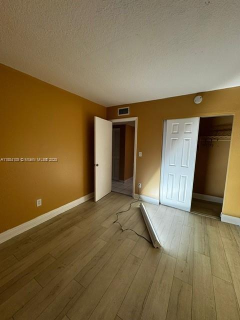 Photo - 1885 W 56th St Unidad 211