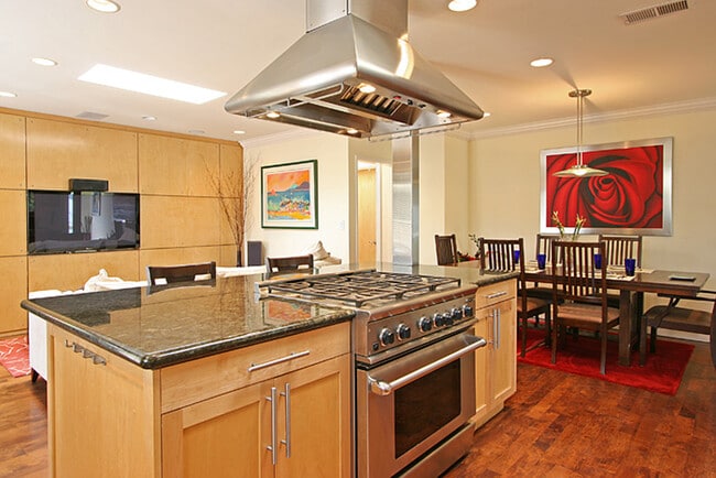 Photo - 807 Warren Ave Unidad 807