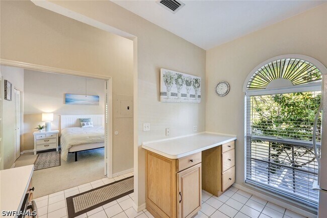 8228 Twelve Oaks Cir Unit 323