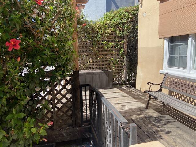 Photo - 744 N Ridgewood Pl