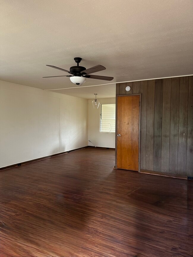 Photo - 373 Waiale Rd