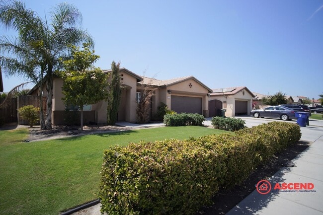 Beautiful 4 Bedroom SW Home Close to Freeway! - Beautiful 4 Bedroom SW Home Close to Freeway!