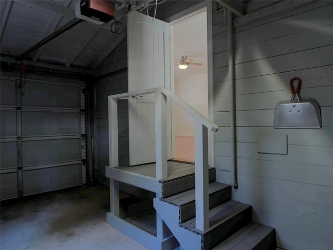 Photo - 1505 Karen Ave