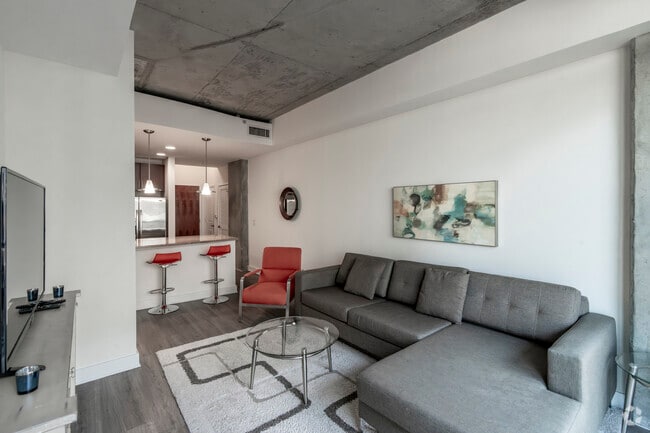 1BR, 1BA