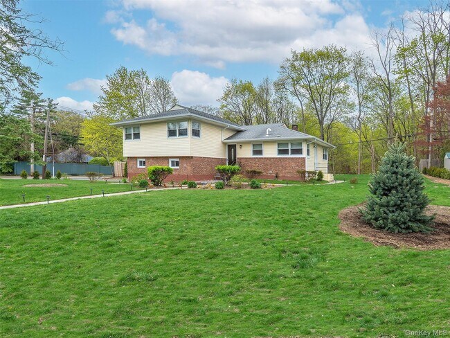 Photo - 1 Milford Ln