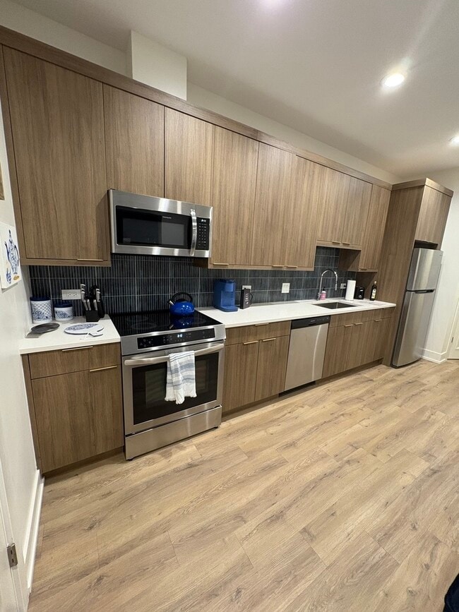 Photo - 6317 S Rhodes Ave