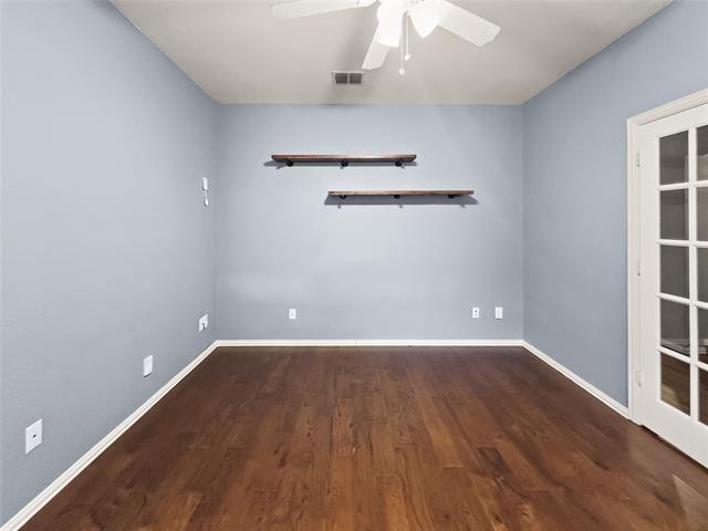 Photo - 707 Dickerson Ln