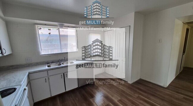 Photo - 8407 E Coronado Rd