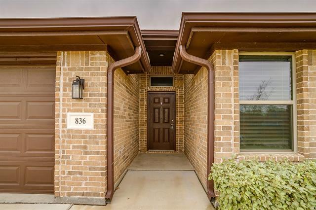 Photo - 836 Mesa Vista Dr