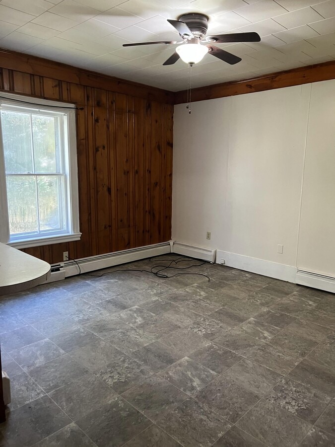 290 Main St Apartment For Rent in Corinth, ME