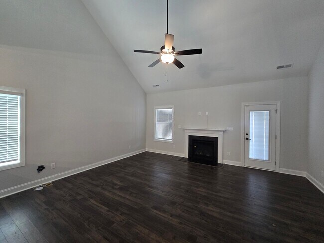 Photo - 1952 Stackhouse Dr