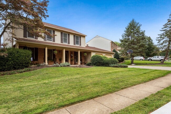 Photo - 2131 Silentree Dr