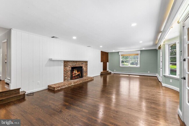 Photo - 749 Bair Rd