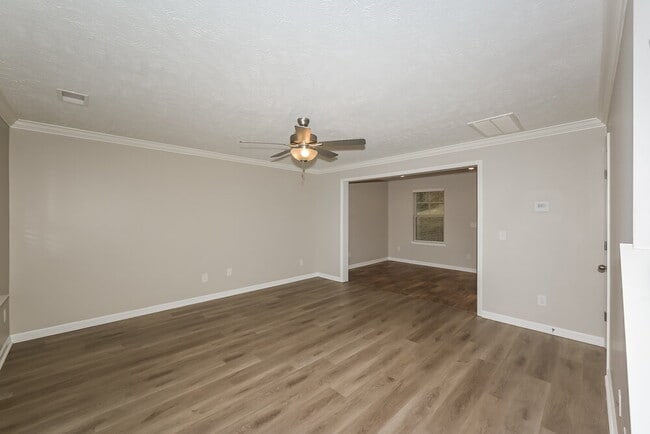 1357 Busiris Dr