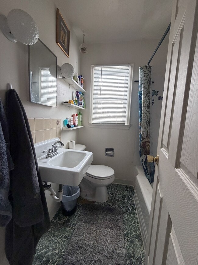 Photo - 1311 E Flint St