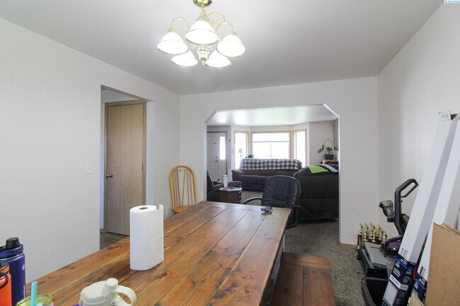 Photo - 4 Bed/2.5 Bath House in West Pasco