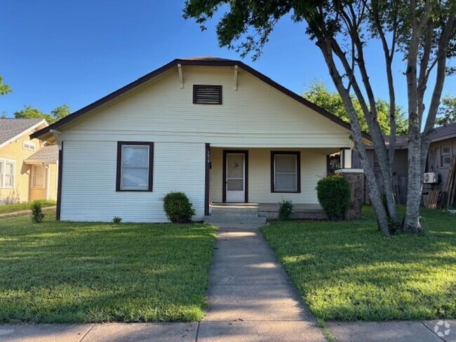 Building Photo - Nice Single Story in Handley Rental