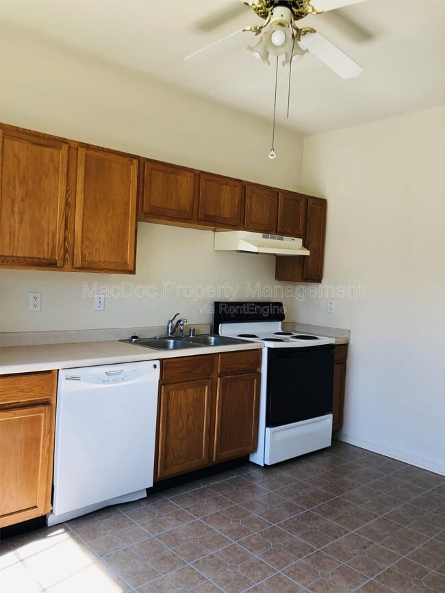 Photo - 11009 Bevin Dr