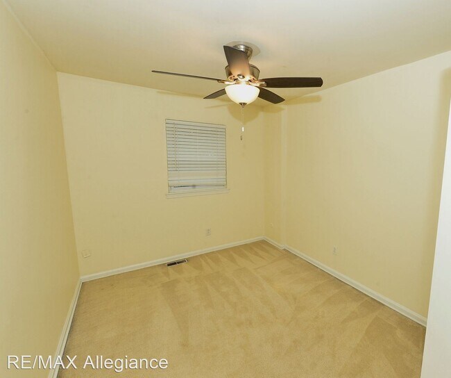 3 br, 2 bath House 2207 SEDGEWICK DRIVE Rental House Rental in