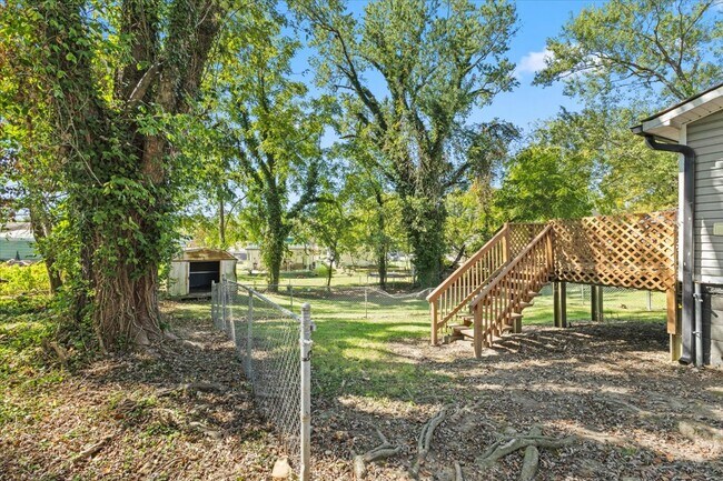 Photo - 1308 Columbia Rd