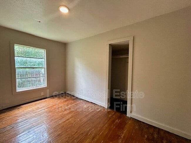Photo - 7041 Penny St