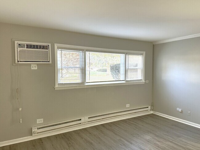 Photo - 9709 W Lorraine Dr Unit Apt 1