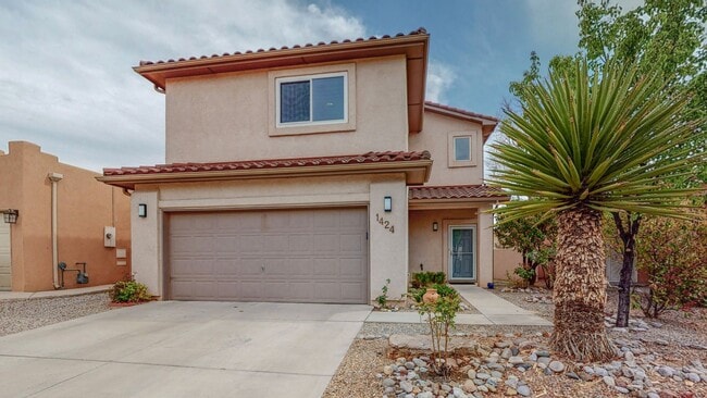 Building Photo - Vista Del Norte neighborhood 3 Bedroom