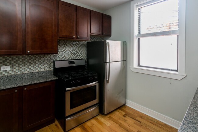 Photo - 4418 N Wolcott Ave Unit A2