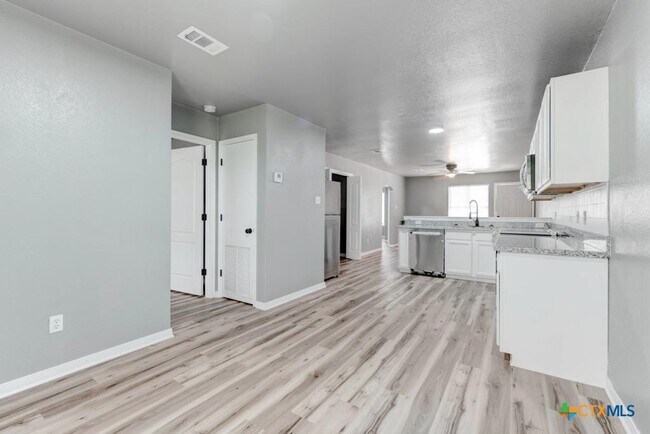 Photo - 2321 Terrace Dr Unit D