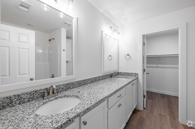 3BR, 2BA - 1,192SF - Primary Bathroom