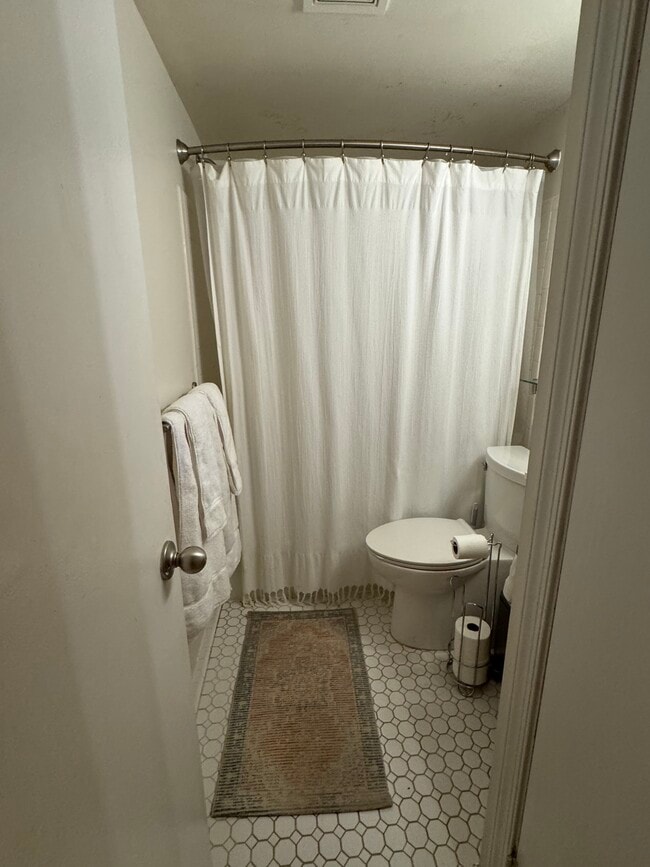 Photo - 3102 16th St NW Unit A