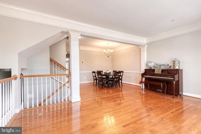 Photo - 1564 Penzance Way