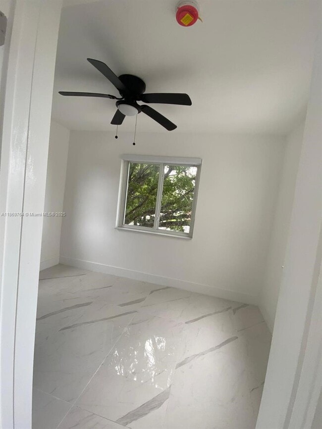 Photo - 1015 S 17th Ave Unidad 2