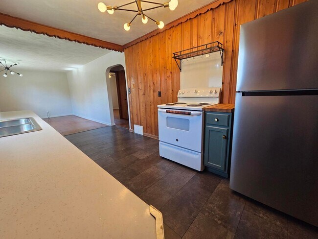 947 S Heltman Ave Unit 434 Parkwood
