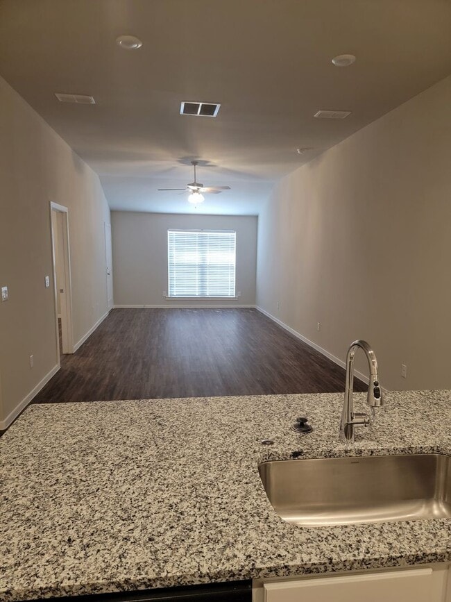 Photo - 2125 N Jayton Ave Unidad A