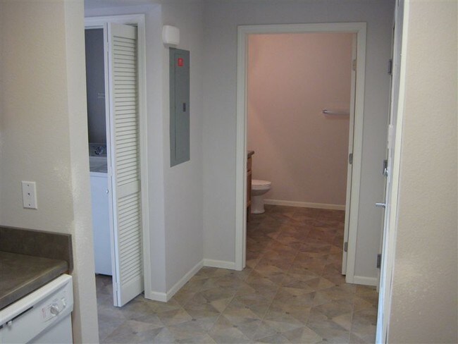 Open Entry way - The Orchards at Wildewood Apartments