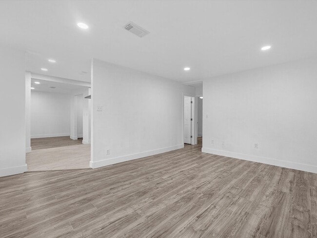 Photo - 1217 Randall St