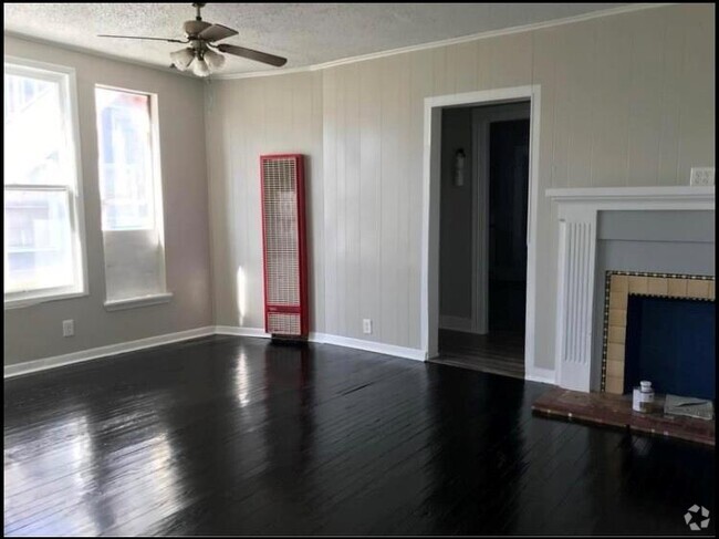 Building Photo - 7917 Hartford St Unit 1 Rental