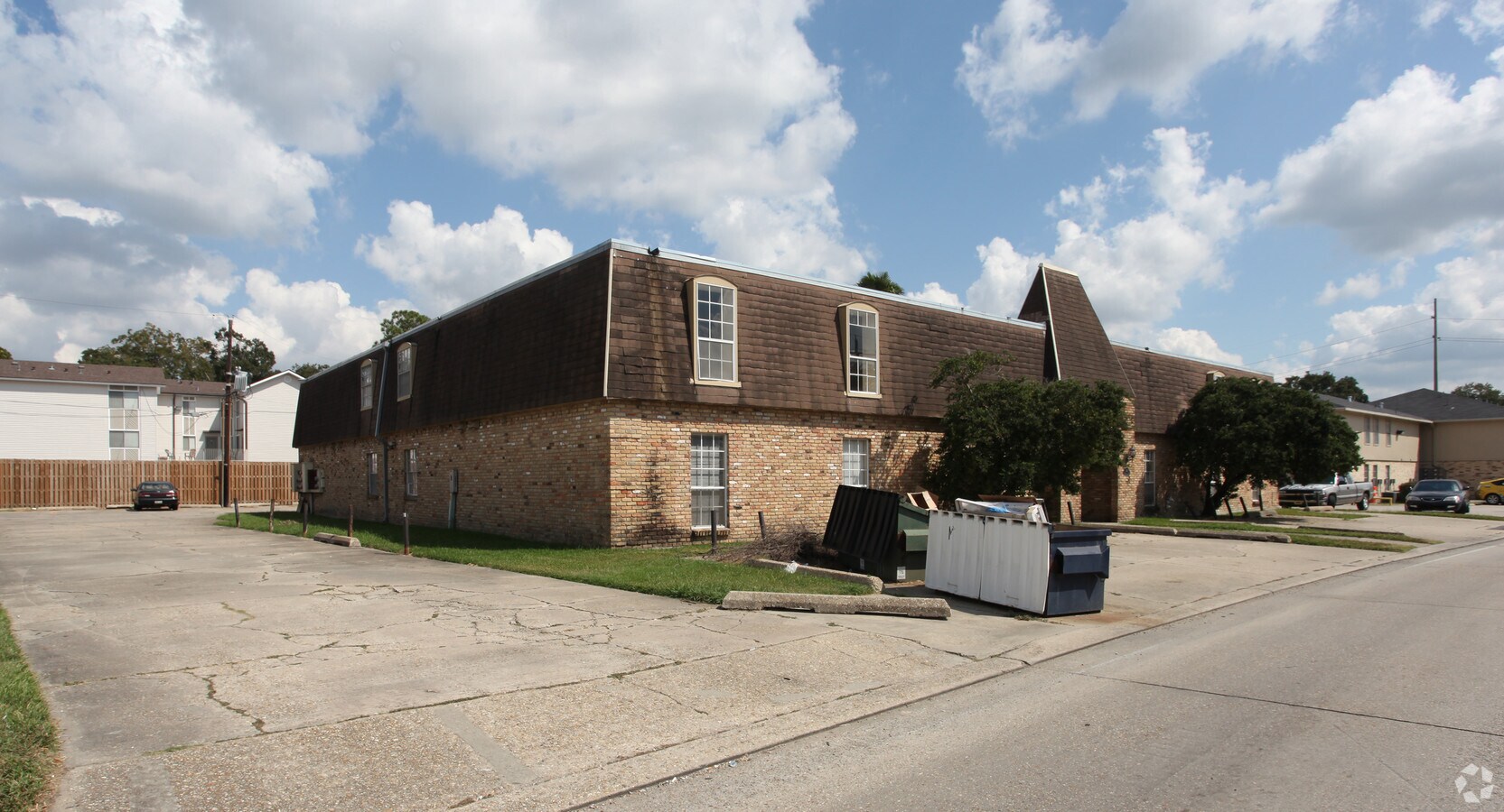 Photo - Bordeaux Apartments