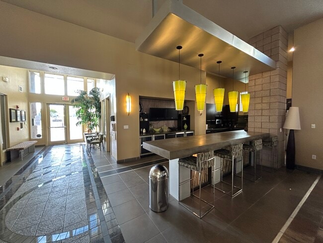 Photo - 6605 N 93rd Ave