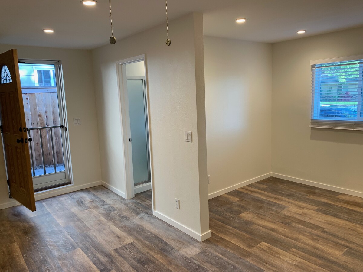 Photo - 5094 Santa Susana Ave Apartamentos Unidad Santa Susana Ave. Studio