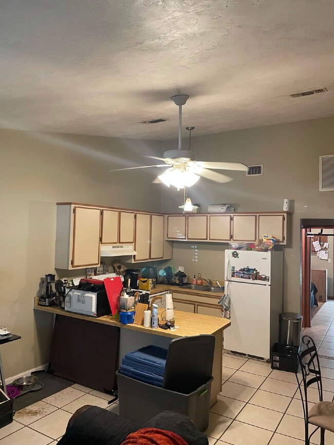 Photo - Perfect 1 Bedroom 1 Bathroom!