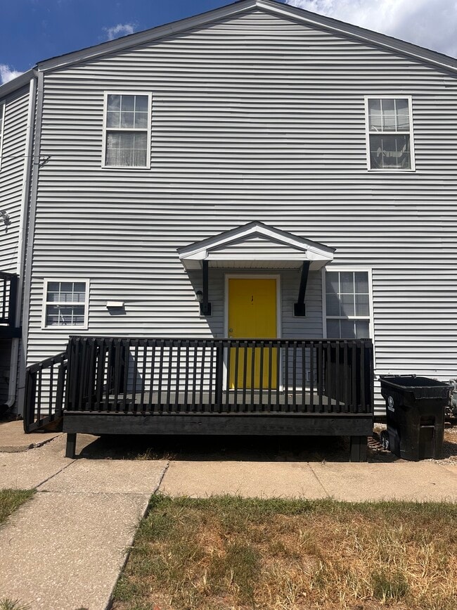 Building Photo - 930 Shelby Pkwy Unit 1 Rental