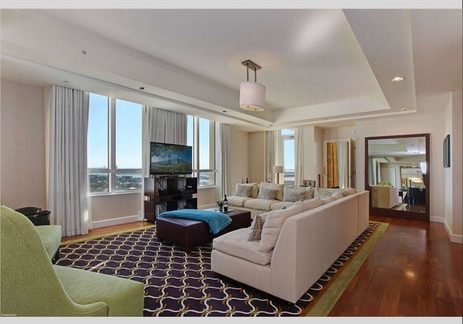 3800 N Ocean Dr Unit 2000