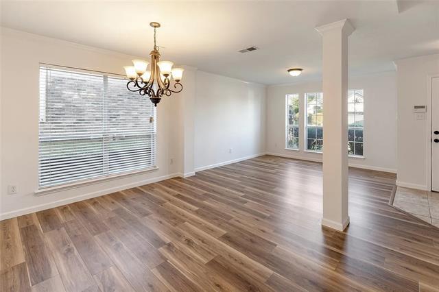 Photo - 813 Silverbrook Dr