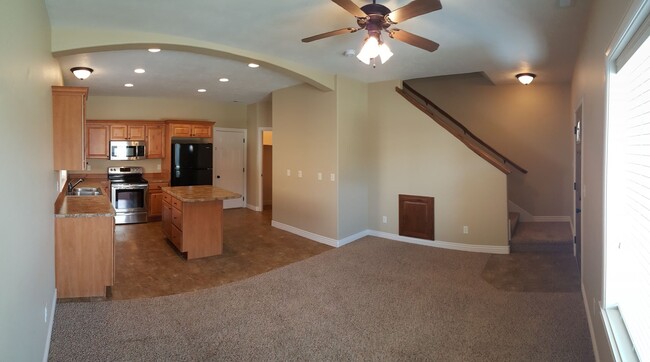 3 Bed 2.5 Bath ROCK CREEK TOWNHOME in Rexb... - 3 Bed 2.5 Bath ROCK CREEK TOWNHOME in Rexb...
